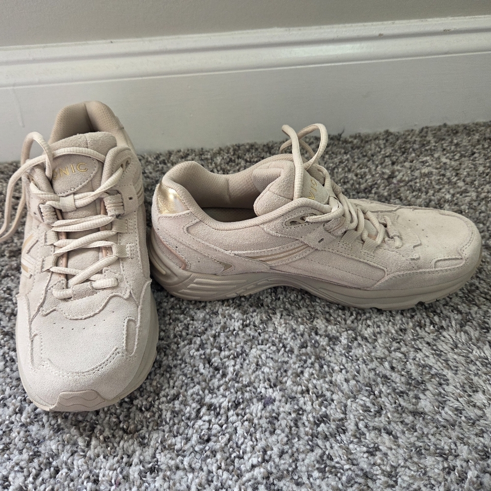 Vionic 23Walk 2.0 Suede Lace Up Sneakers